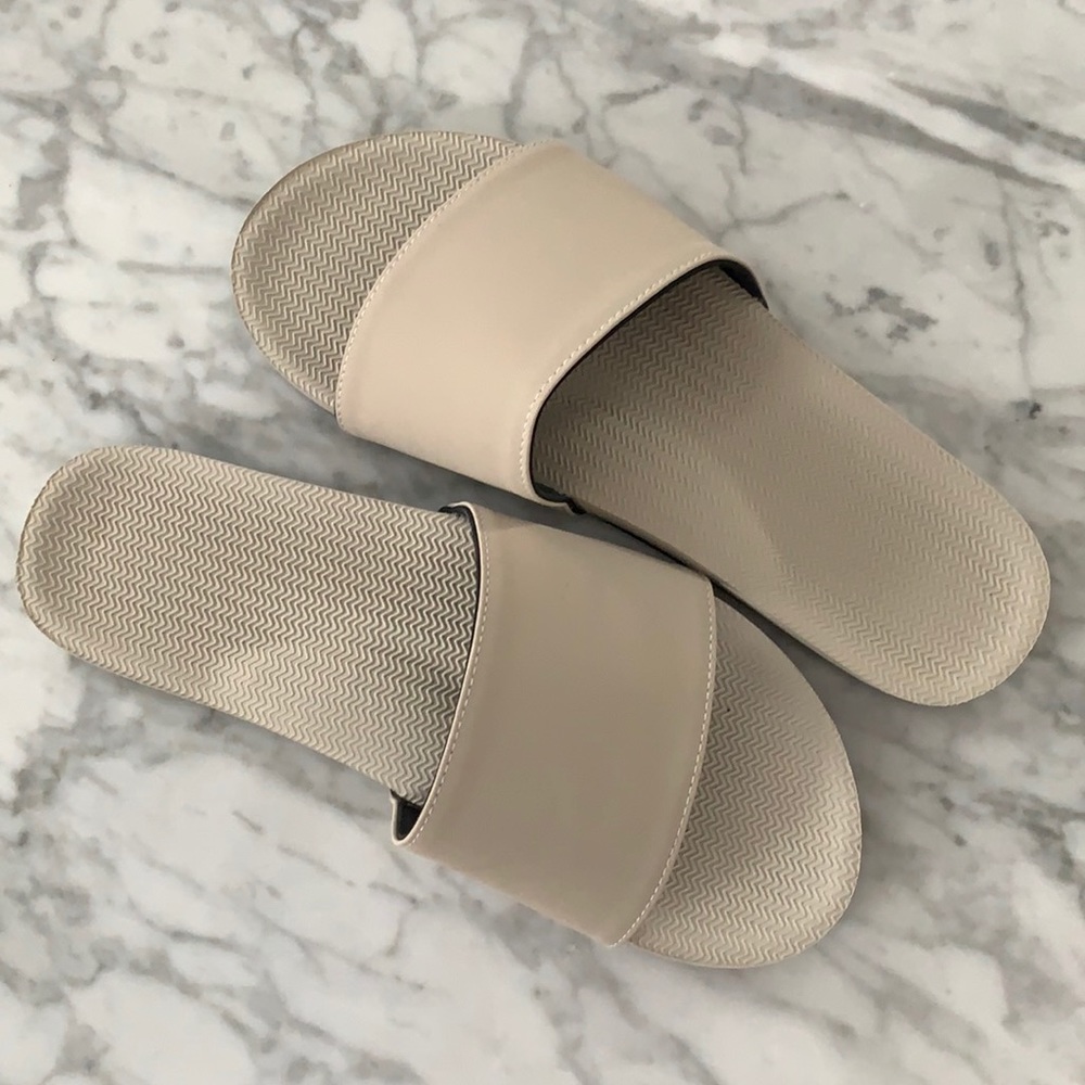 Indosole Slide in Salt six 6/7